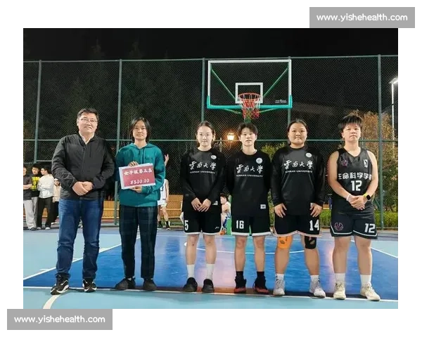 聚焦国家队篮球赛激烈对决 燃情赛场见证顶级球员的荣耀与拼搏