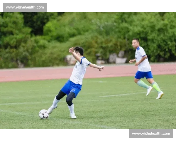 足球比赛全站入口，全面掌握最新赛事动态与比分，精彩赛事一手掌握 - 副本 (3)